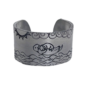 Handmade stamped sea otter silver hypoallergenic adjustable wide cuff‎ ring